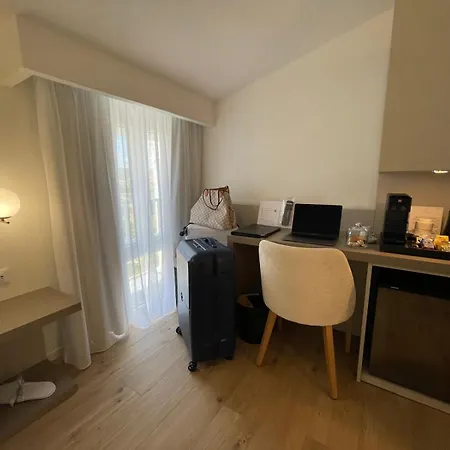 Chic & Charme Luxury 4* 올비아