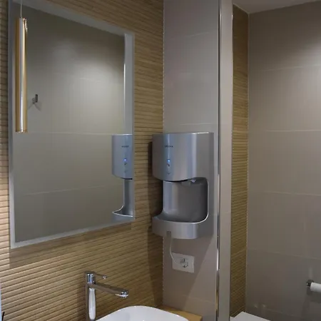 Chic & Charme Luxury 4* 올비아