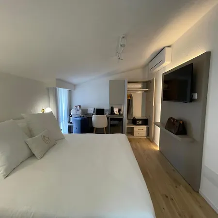 Oda ve Kahvaltı Chic & Charme Luxury Olbia