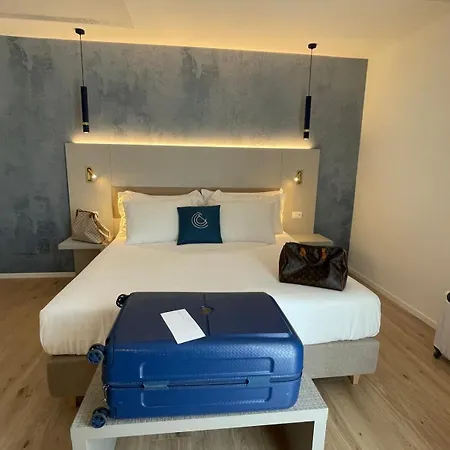 Bed and Breakfast Chic & Charme Luxury Όλμπια