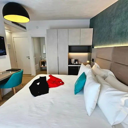 Chic & Charme Luxury Bed & Breakfast Olbia