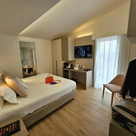 Chic & Charme Luxury * Olbia