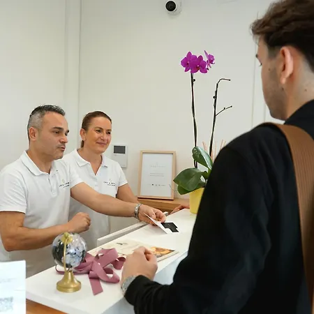 Nocleg ze śniadaniem Chic & Charme Luxury *