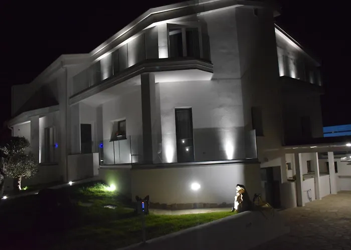 Chic & Charme Luxury Bed & Breakfast 4*